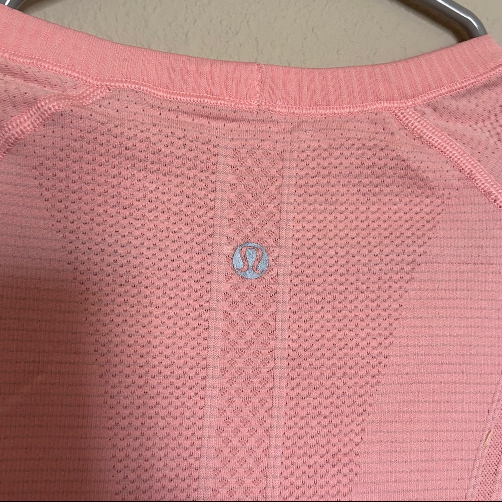 LULULEMON SWIFTLY TECH CROPPED TOP - Picture 2 of 4